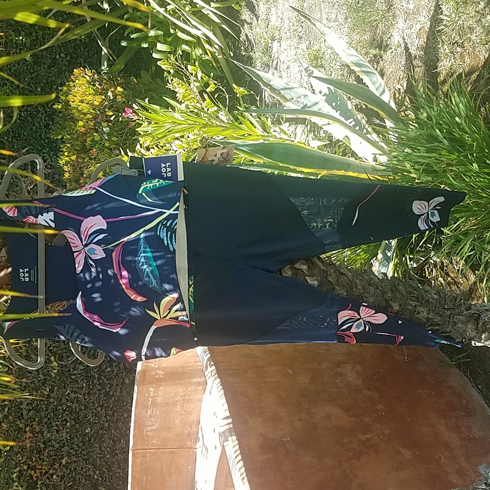 JoyLab Tropical Activewear Set